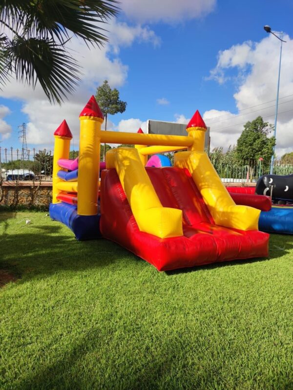 large gamme de jeux gonflables